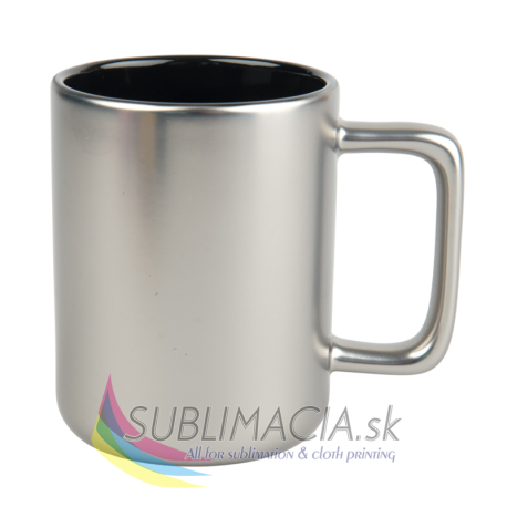 Matný hrnček 360ml s čiernym vnútrom